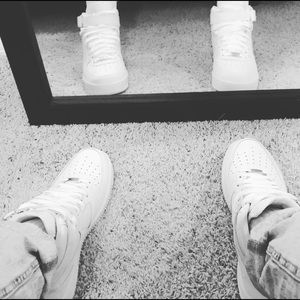 Meet your Posher, Isaac